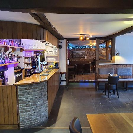 Dragon Inn Crickhowell Extérieur photo