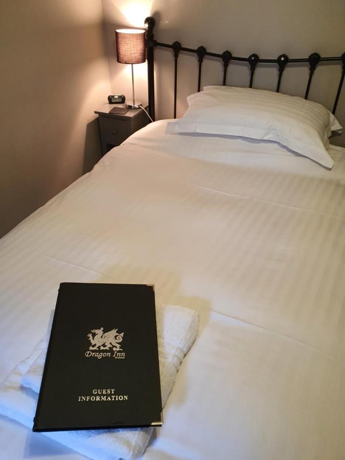 Dragon Inn Crickhowell Extérieur photo